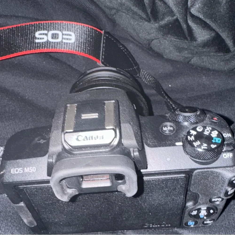 Canon BOS M50 with rechargeable battery